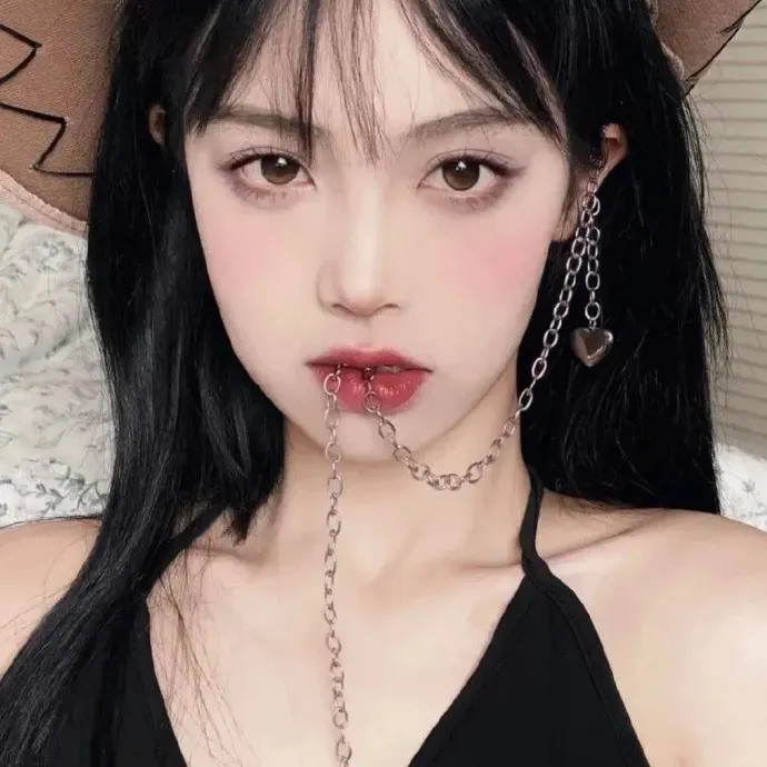 替嫁绝嗣老公，被全家团宠